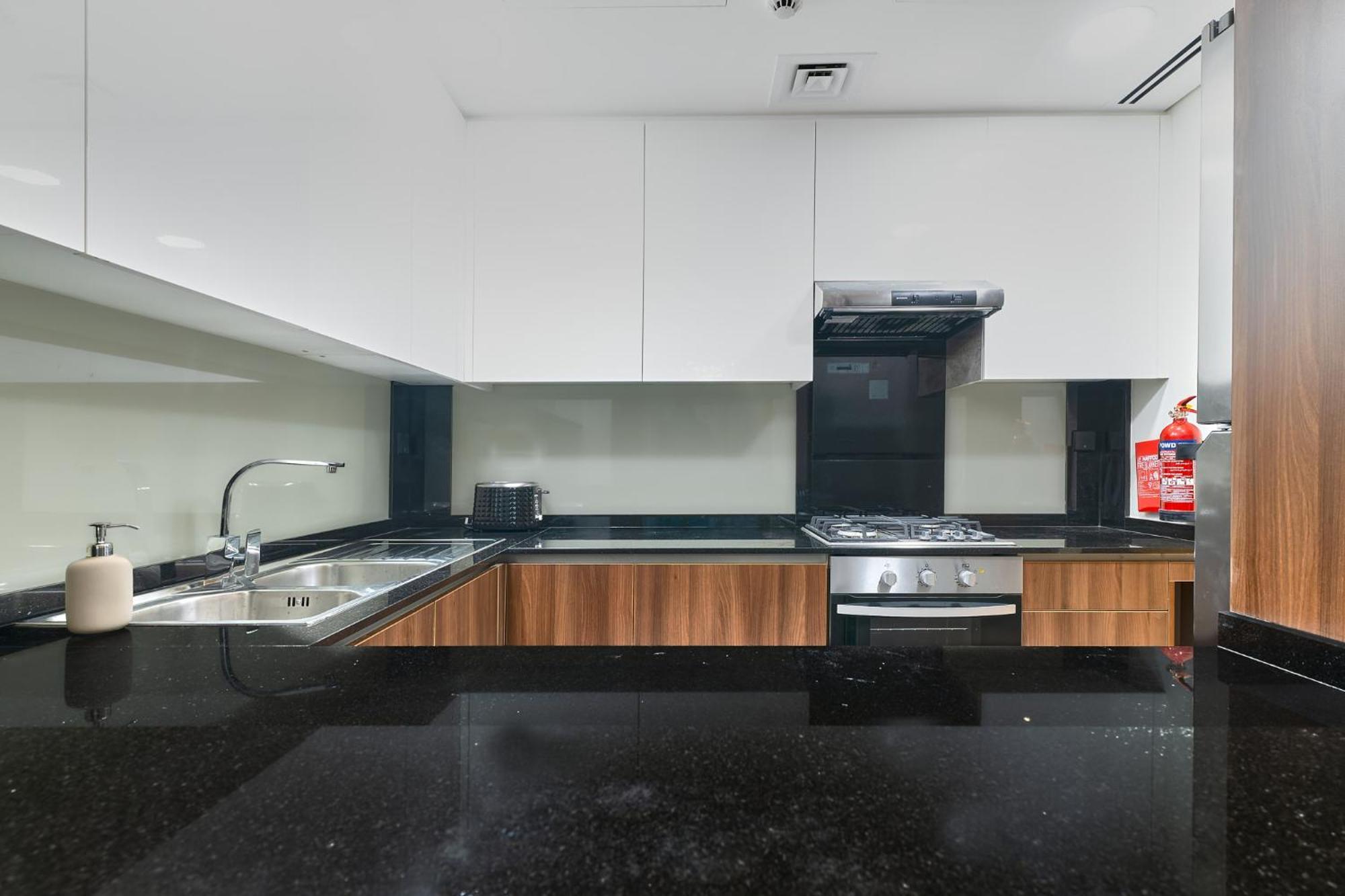 Globalstay J One Tower Apartments At Pearl Of Uae Дубай Екстериор снимка