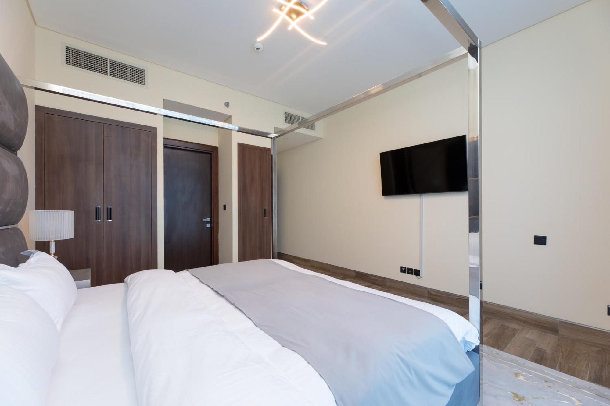 Globalstay J One Tower Apartments At Pearl Of Uae Дубай Екстериор снимка