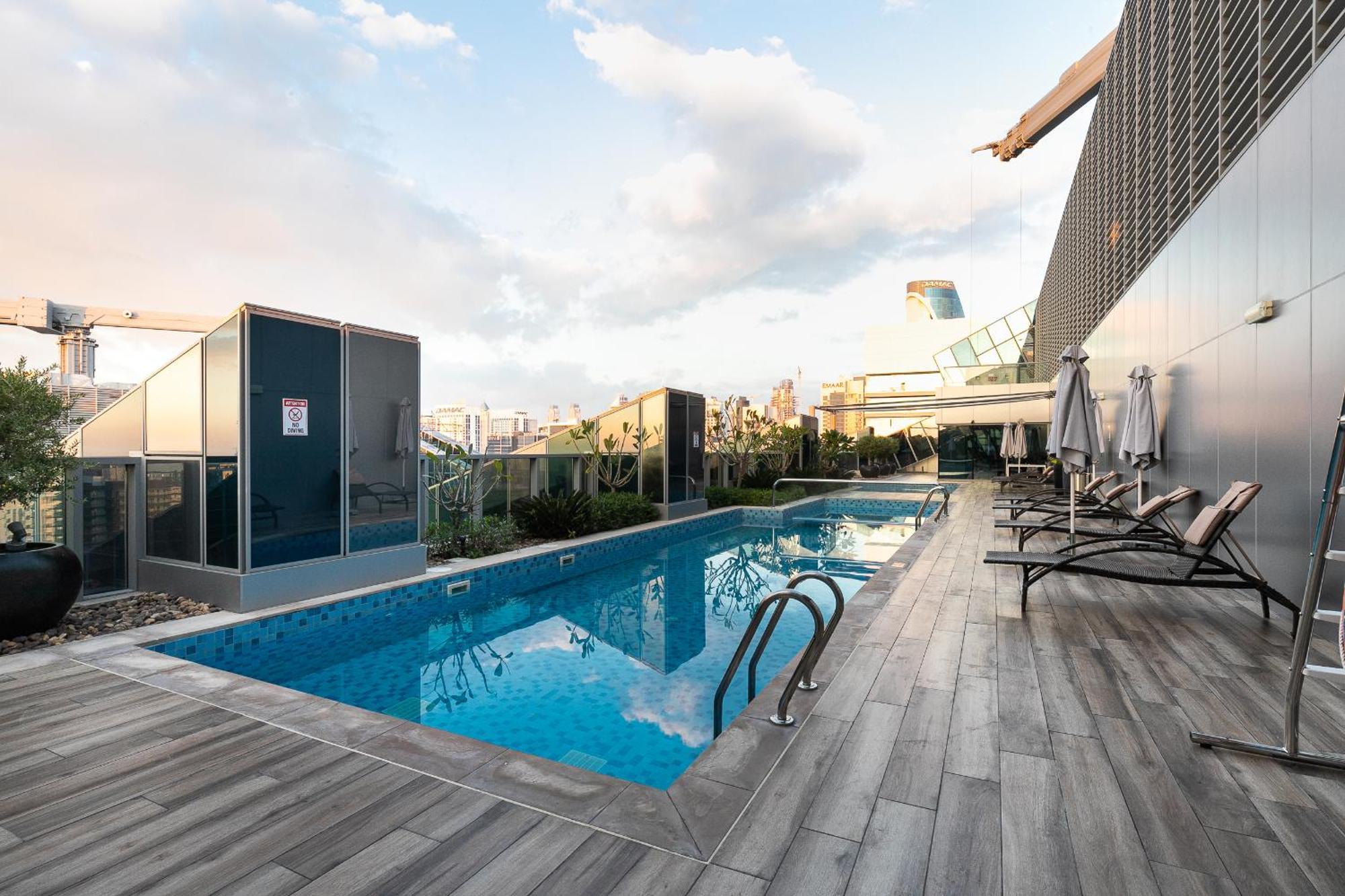 Globalstay J One Tower Apartments At Pearl Of Uae Дубай Екстериор снимка